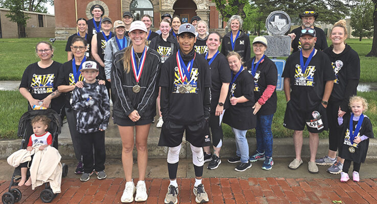 Ybarra, Holland win Jones 5K