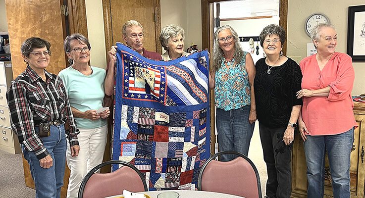 Quilters honor veteran